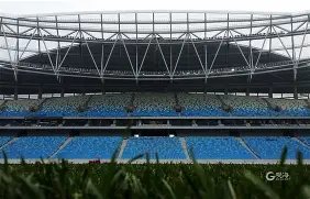 加蒂,分钟受伤退,卡卢卢替补,乐鱼体育,乐鱼体育入口,乐鱼体育平台,乐鱼体育官方